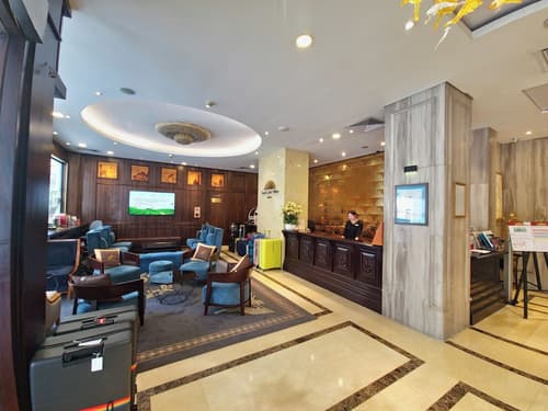 Thang Long Opera Hotel, Reception