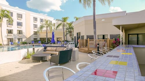 Holiday Inn Fort Myers - Downtown Area by IHG