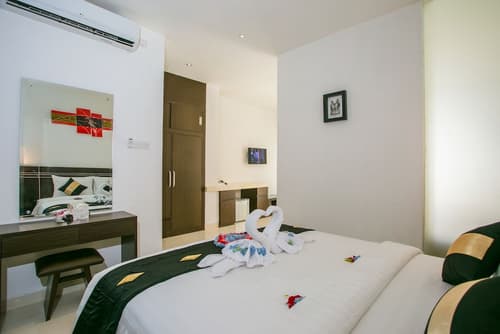 The Diana Suite Tuban, Room