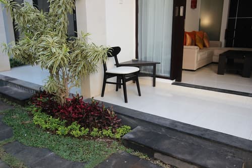 The Diana Suite Tuban, Terrace/patio