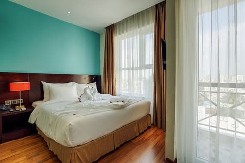 Sofia Suite Hotel & Spa Da Nang - 01 Draught Beer and 20-minute Spa per Room, Room