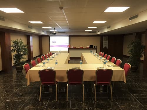 Kilpa Hotel, Meeting facility