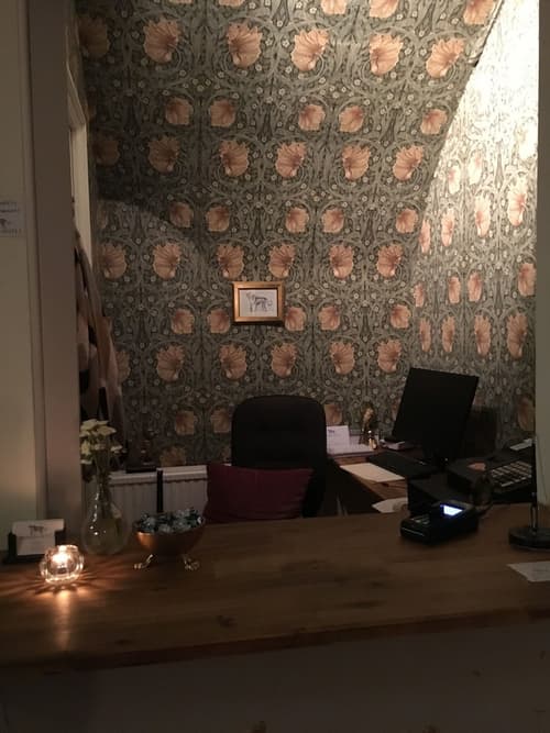 Morris Hotel, Reception