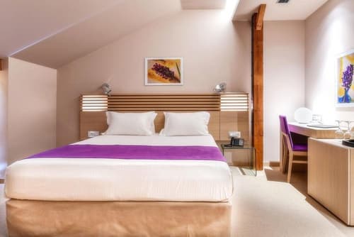 Hydrama Grand Hotel, Room