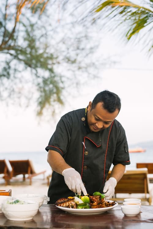 Long Set Resort, Dining