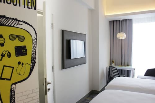 YELLO Hotel Harmoni Jakarta, Room