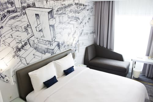 YELLO Hotel Harmoni Jakarta