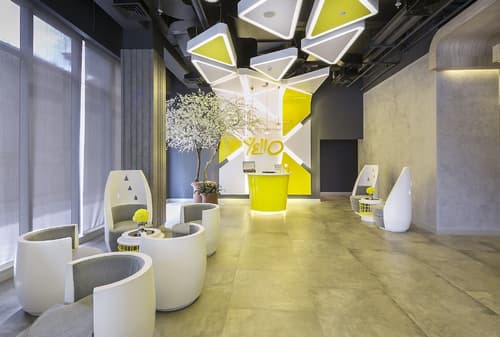 YELLO Hotel Harmoni Jakarta, Lobby sitting area