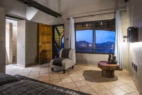 Ai Aiba - The Rockpainting Lodge