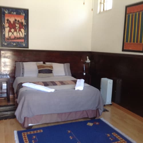 Cottage In Orange Grove