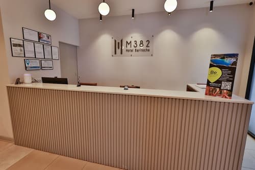 M382 Hotel Bariloche