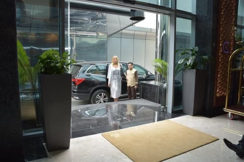 Golden Tulip Headington Ruwi, Lobby