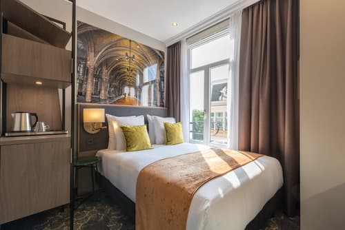 Leonardo Hotel Amsterdam Museum Quarter, Room