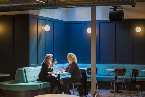 Bullitt Hotel, Lobby sitting area