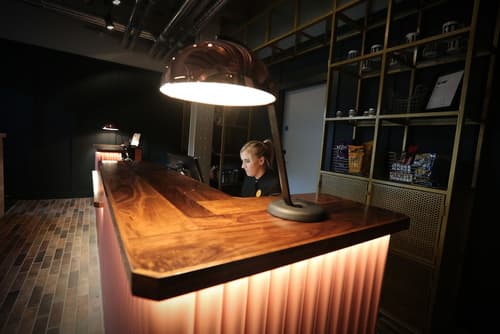 Bullitt Hotel, Reception