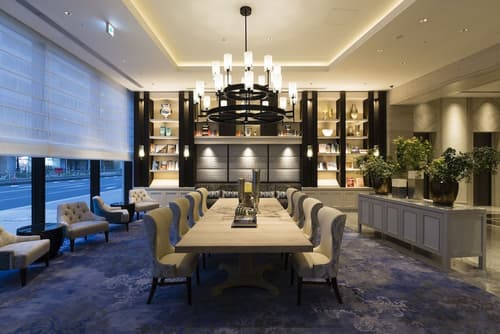 Premier Hotel CABIN PRESIDENT Osaka, Lobby sitting area