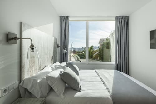 Suite Home Sardinero, Room