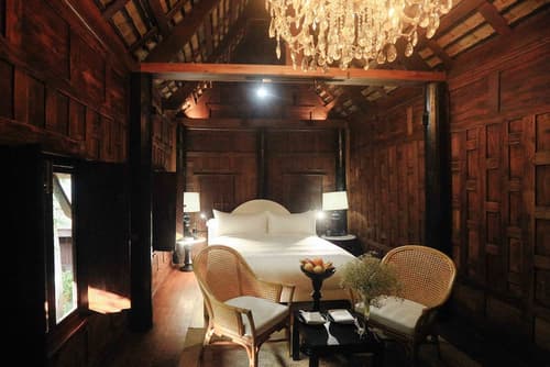 Villa Mahabhirom, Room