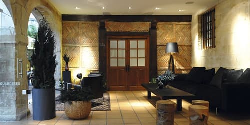 Hotel Los Guardeses, Lobby sitting area