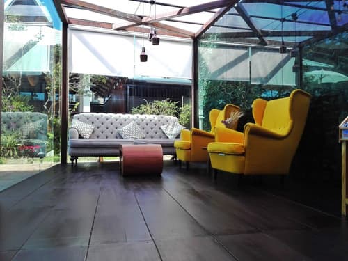 S48 Hotel, Lobby sitting area