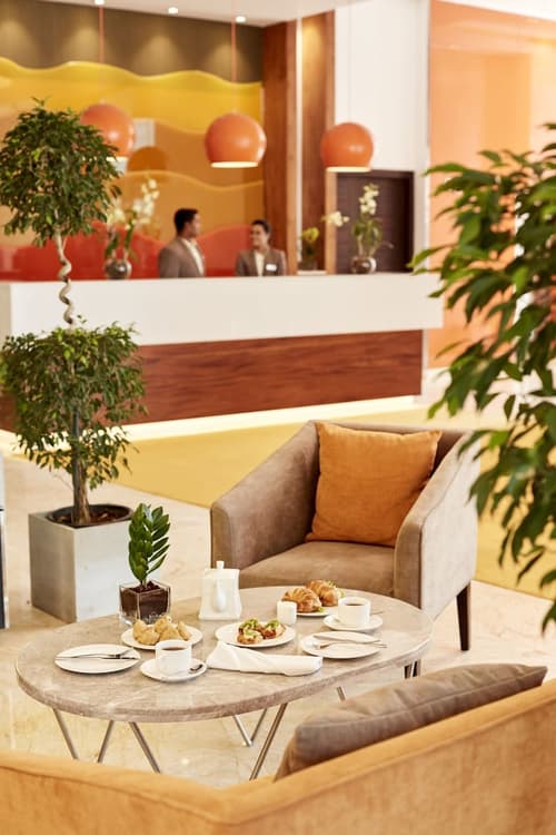 Mandarina Colombo, Lobby sitting area