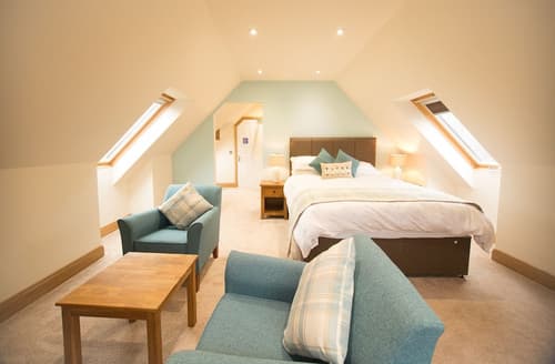 Redwood House Hotel