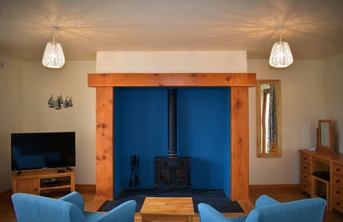 Redwood House Hotel