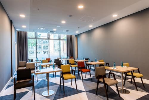 Premier Inn Köln City Süd