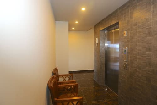 Kaani Grand Seaview, Interior entrance