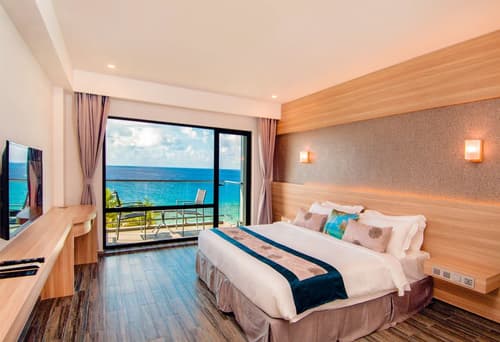 Kaani Grand Seaview, Room