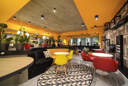 Ibis Styles Tbilisi Center, Lobby sitting area