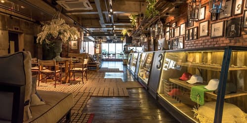 Rosa Malacca, Lobby sitting area