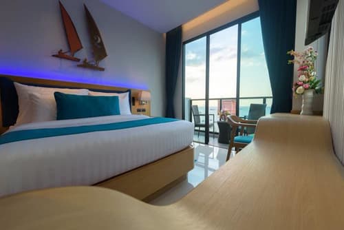 Deep Blue Z10 Pattaya, Room