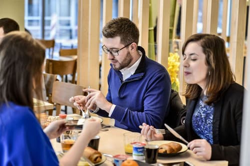 Yadoya Hotel, Restaurant