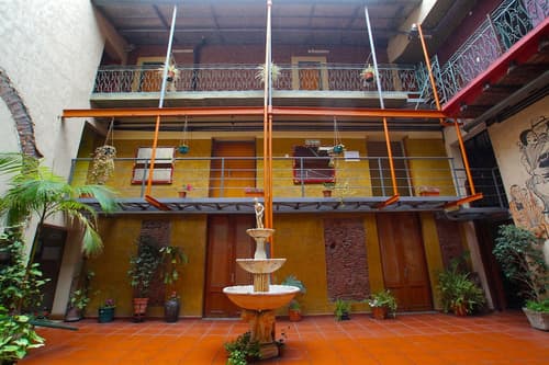 Hotel Parada, Fountain