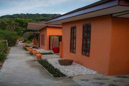 El Greco Bungalows, Primary image