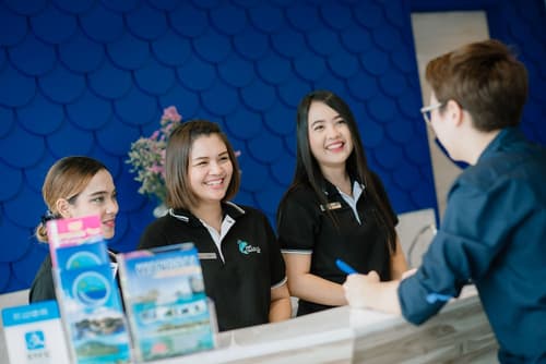 Krabi SeaBass Hotel, Reception