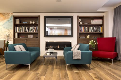 43 Station Hotel, Primary image