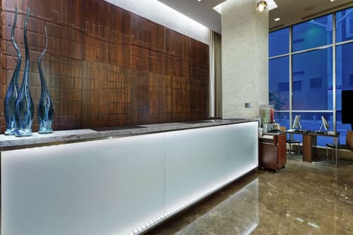 Distrikt Hotel New York City, Tapestry Collection by Hilton, Reception