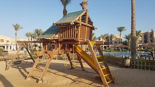 Royal Lagoons Resort & Aqua Park Families and Couples Only