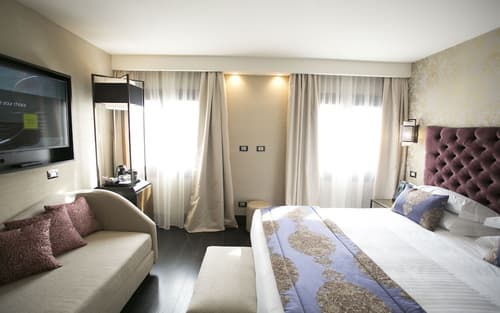 The Venice Times, Primary image