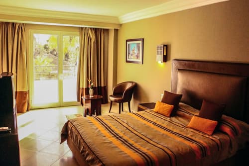 Hotel Continental, Room