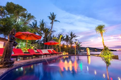 The Bridge Huts, Infinity pool