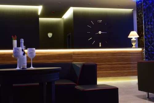 Parkhotel Carlsbad Inn, Lobby sitting area