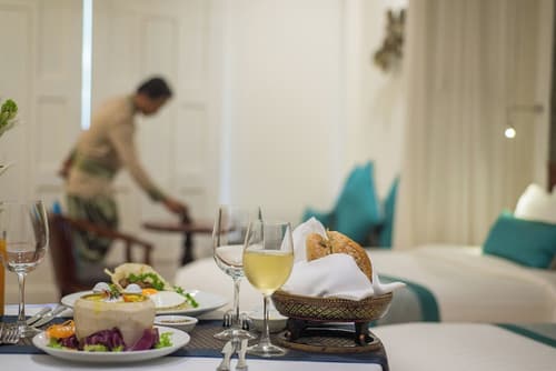 Lotus Blanc Hotel