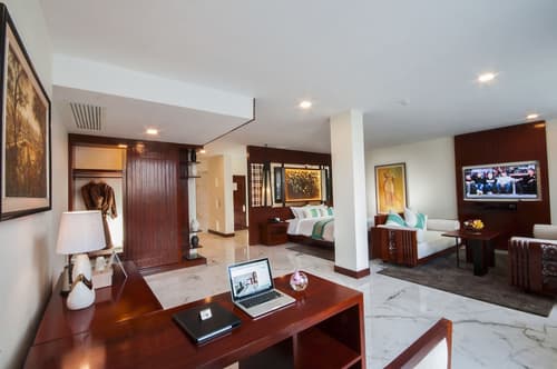 Lotus Blanc Hotel