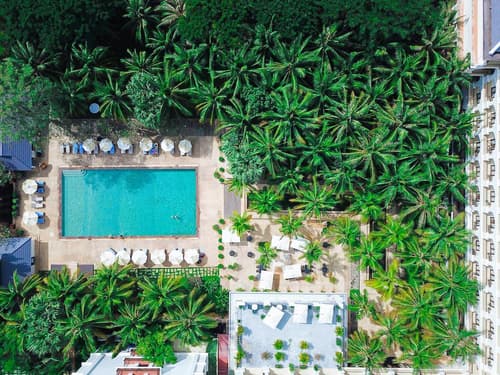 Lotus Blanc Hotel