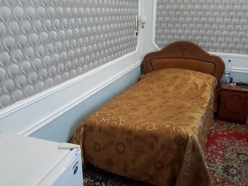 Islambek Hotel & Travel