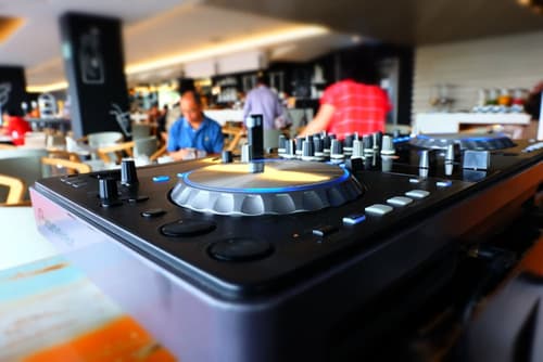 INNSiDE by Meliá Yogyakarta, Dining