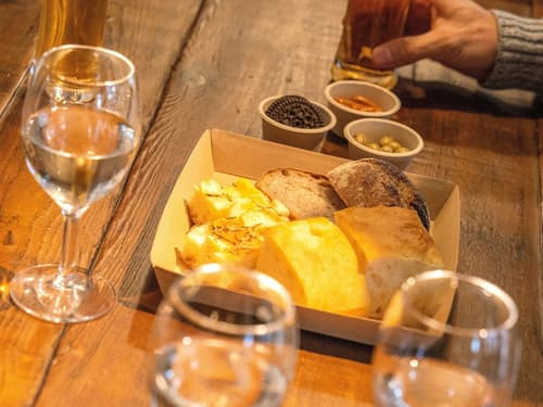 ONE＠Tokyo by insomnia, Lobby lounge